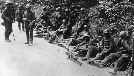 Первая мировая война (1917) - Военные действия на Итальянском фронте ("Операция у Капоретто")