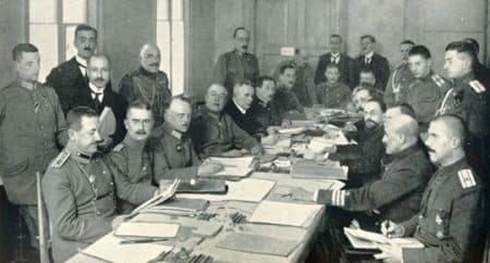 Первая мировая война (1917) - выход России из войны (Брест-Литовские переговоры)