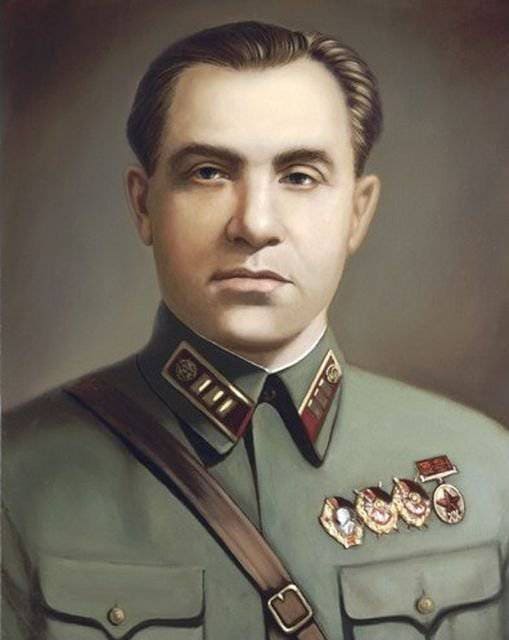 Старинов Илья Григорьевич