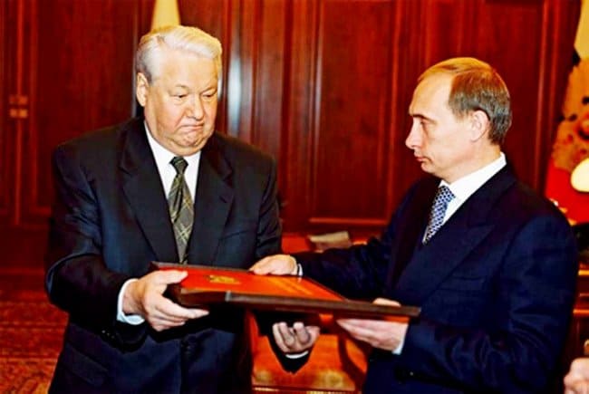 Борис Ельцин объявил о своей отставке (1999)