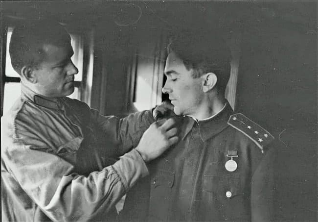 Для личного состава Красной Армии введены погоны (1943)