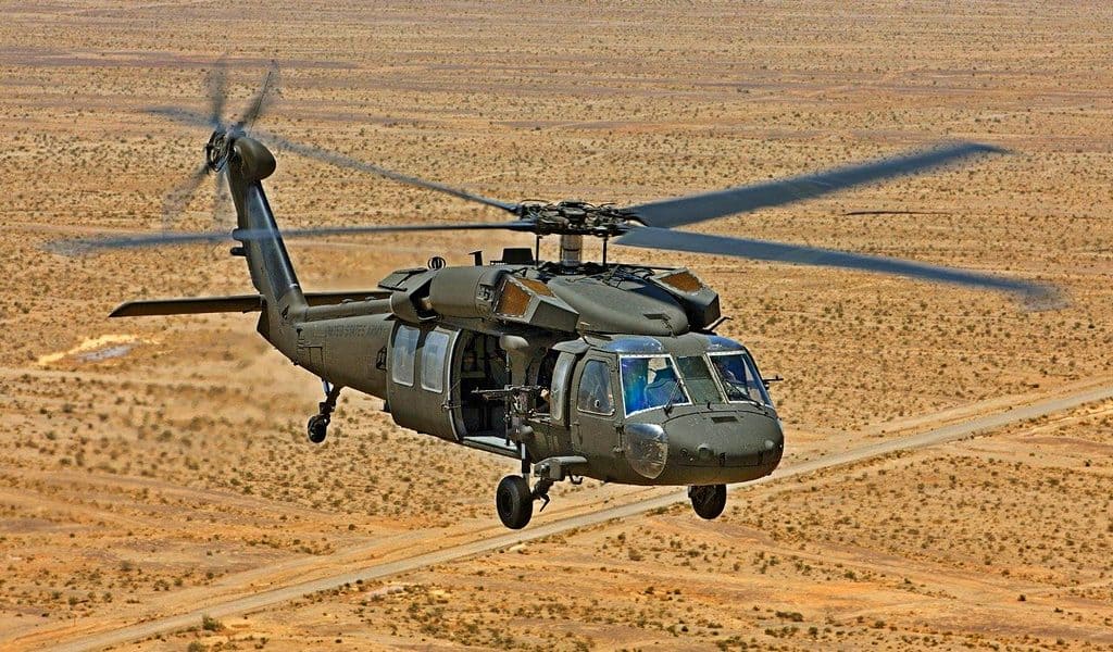 UH-60 BLACK HAWK   