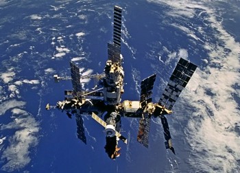 Российская космическая станция «Мир» затоплена в Тихом океане