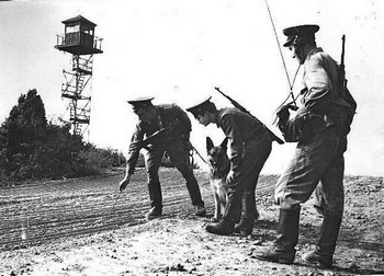 Принято постановление о восстановлении пограничной службы на западных границах (1944)