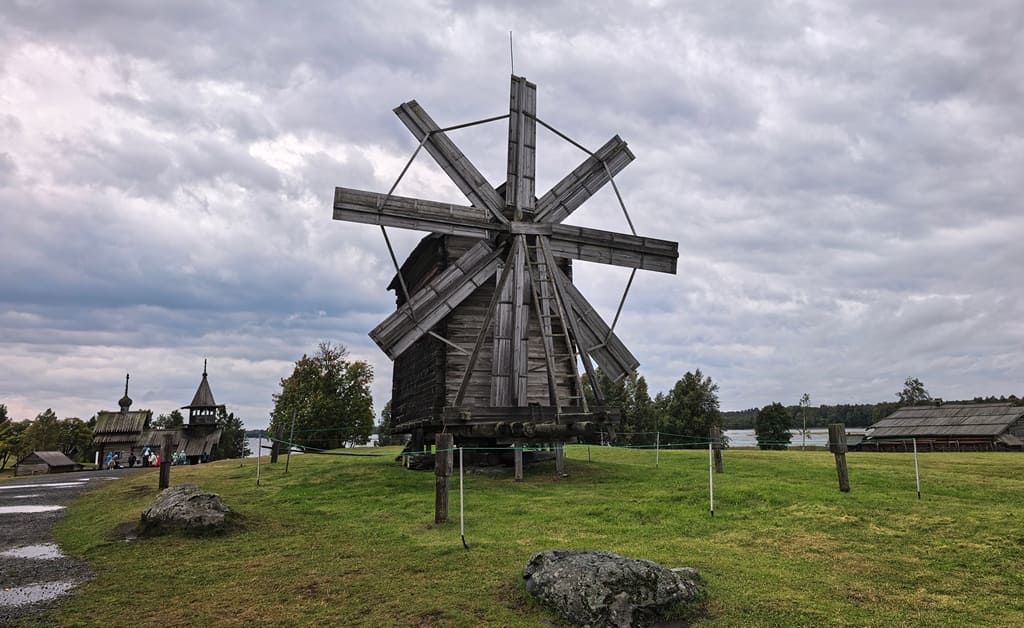 Ветряная мельница Биканина